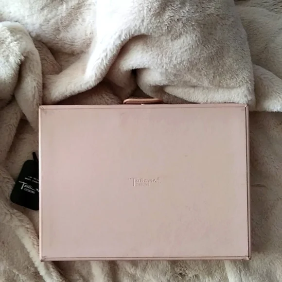 Tuscan Designs Pink Jewelry Box with Rhinestones on Lid - Picture 8 of 11